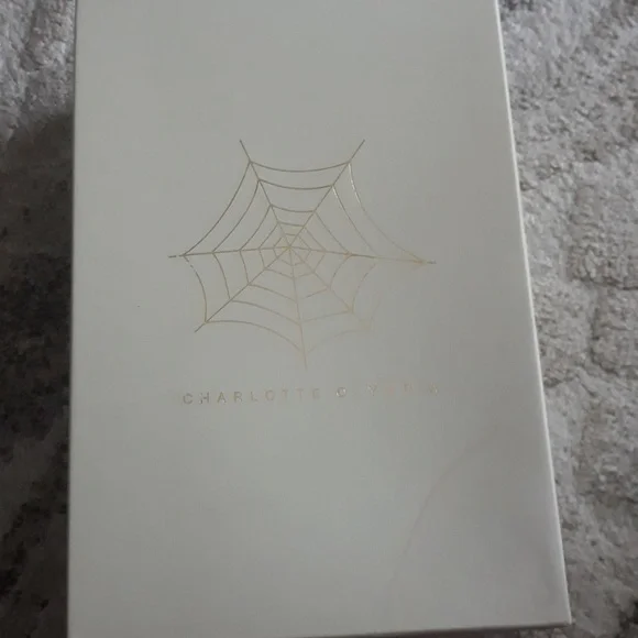 shoes - Picture 1 of 7